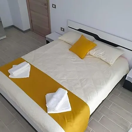 Deluxe Alezzi Pool & 4* Konstanca