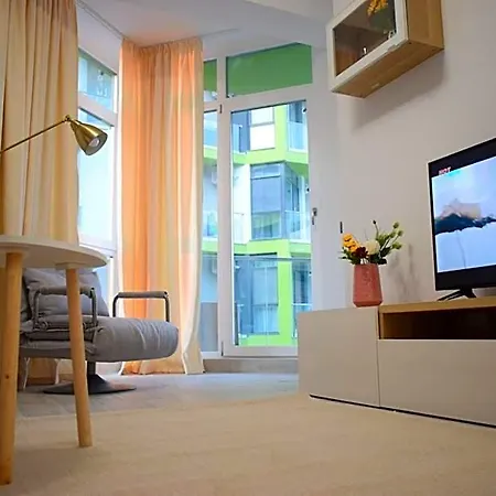 Deluxe Alezzi Pool & Hotel 4*