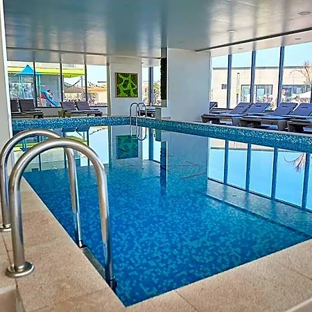 Deluxe Alezzi Pool & Konstanca